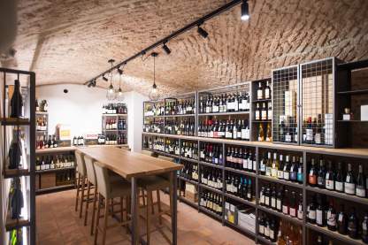 progettazione taverna con enoteca