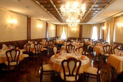arredamento sala ristorante in stile Veneziano