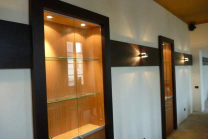 Arredamento sala ristorante con face e nicchie