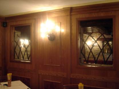 Arredamento rustico in ferro e legno