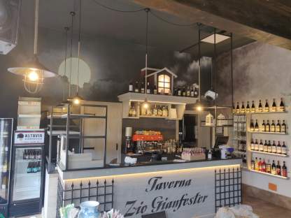 arredamento banco bar pub a Savona